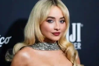 Sabrina Carpenter Weight